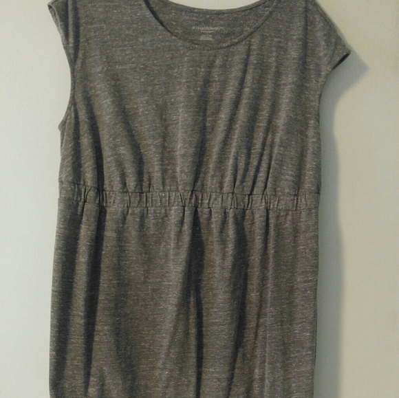 Maternity dress - Picture 1 of 3